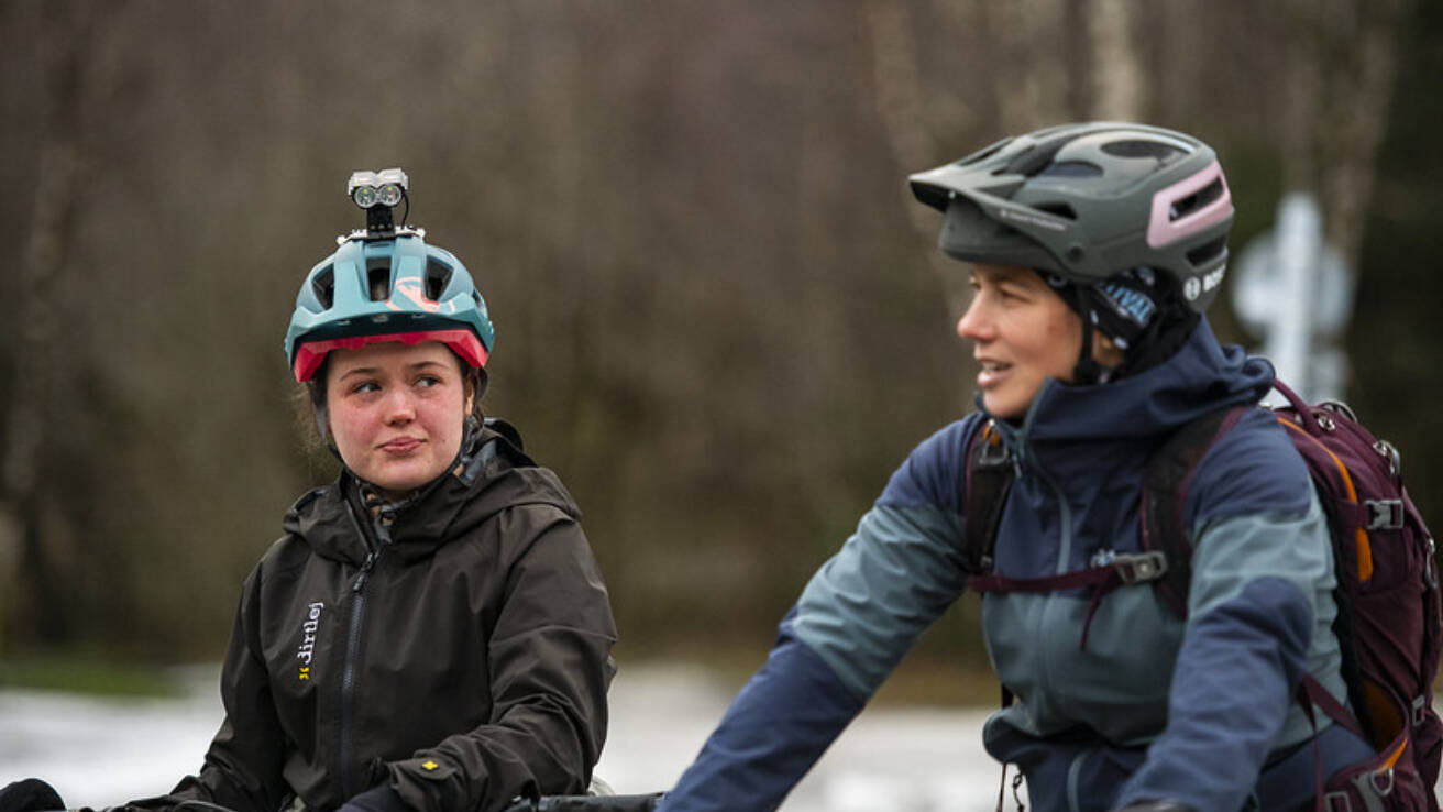 Hazel and TMO riding